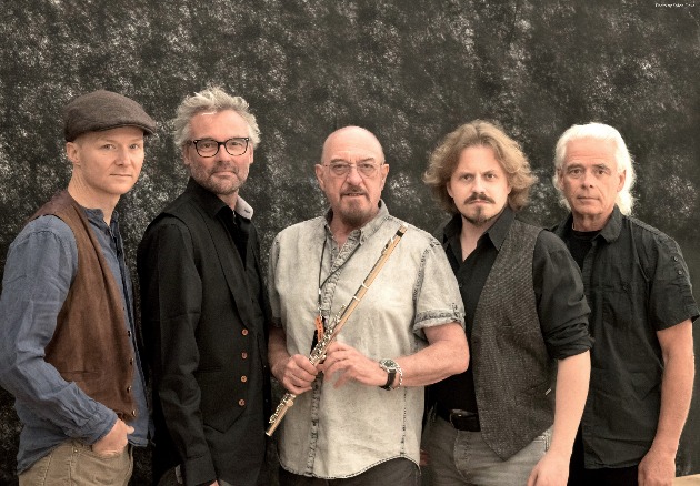 Легендарная британская рок-группа Jethro Tull привозит в Израиль свой новый альбом