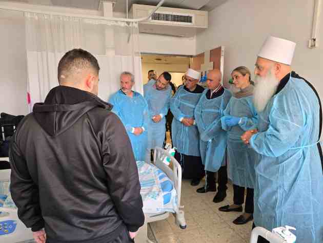 Сирийские пациенты в хайфской больнице: визит поддержки