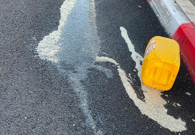Хайфа: на дороге обнаружен контейнер с опасным веществом