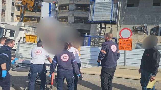 Драматическое утро в Хайфе: медики МАДА констатировали смерть мужчины