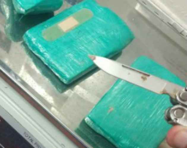 Полицейская операция в Хайфе: рядом с 3-месячным малышом обнаружены наркотики