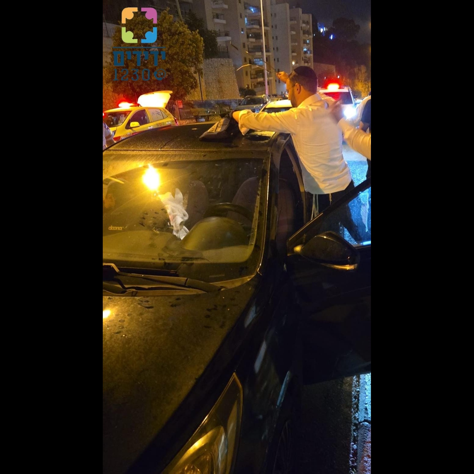 Ночной переполох в Хайфе: полугодовалый малыш оказался заперт в машине