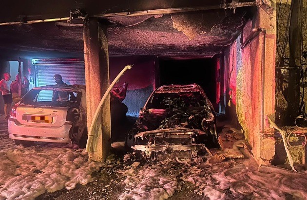 Явный поджёг: сгорели 6 автомобилей