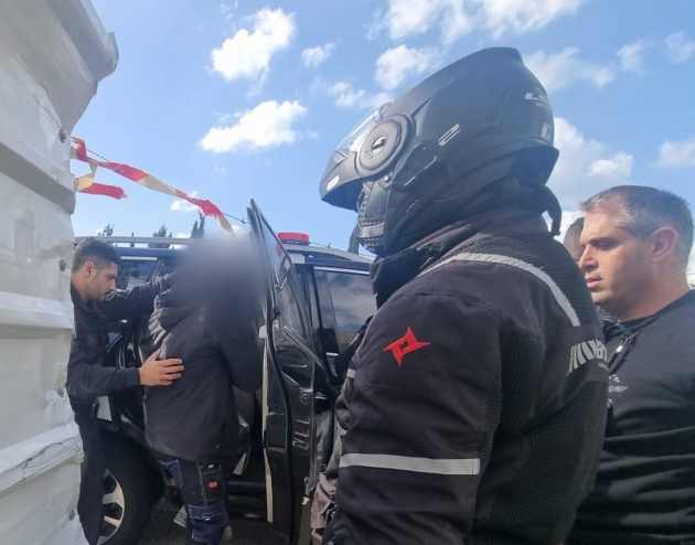 Рейды по всему городу: полиция Хайфы ударила по нелегалам и игорным точкам