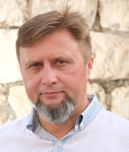В результате ракетного обстрела погиб житель Хайфы Алексей Попов