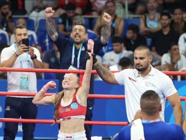 Жительница Хайфы завоевала золото на Всемирных играх по кикбоксингу